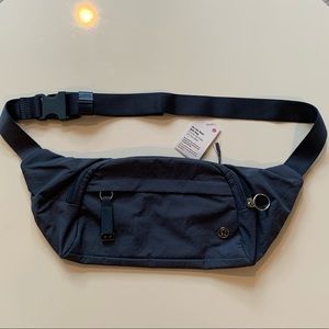 NWT lululemon belt bag